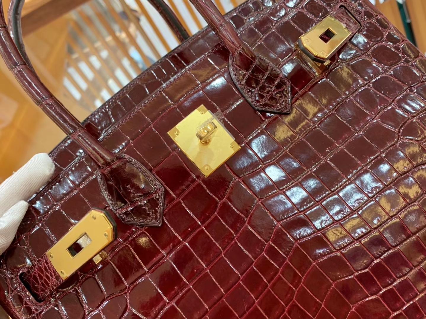 Hermès（爱马仕）Birkin 铂金包 波尔多酒红 一级尼罗鳄鱼皮 金扣 30cm 原版蜜蜡线 顶级手缝