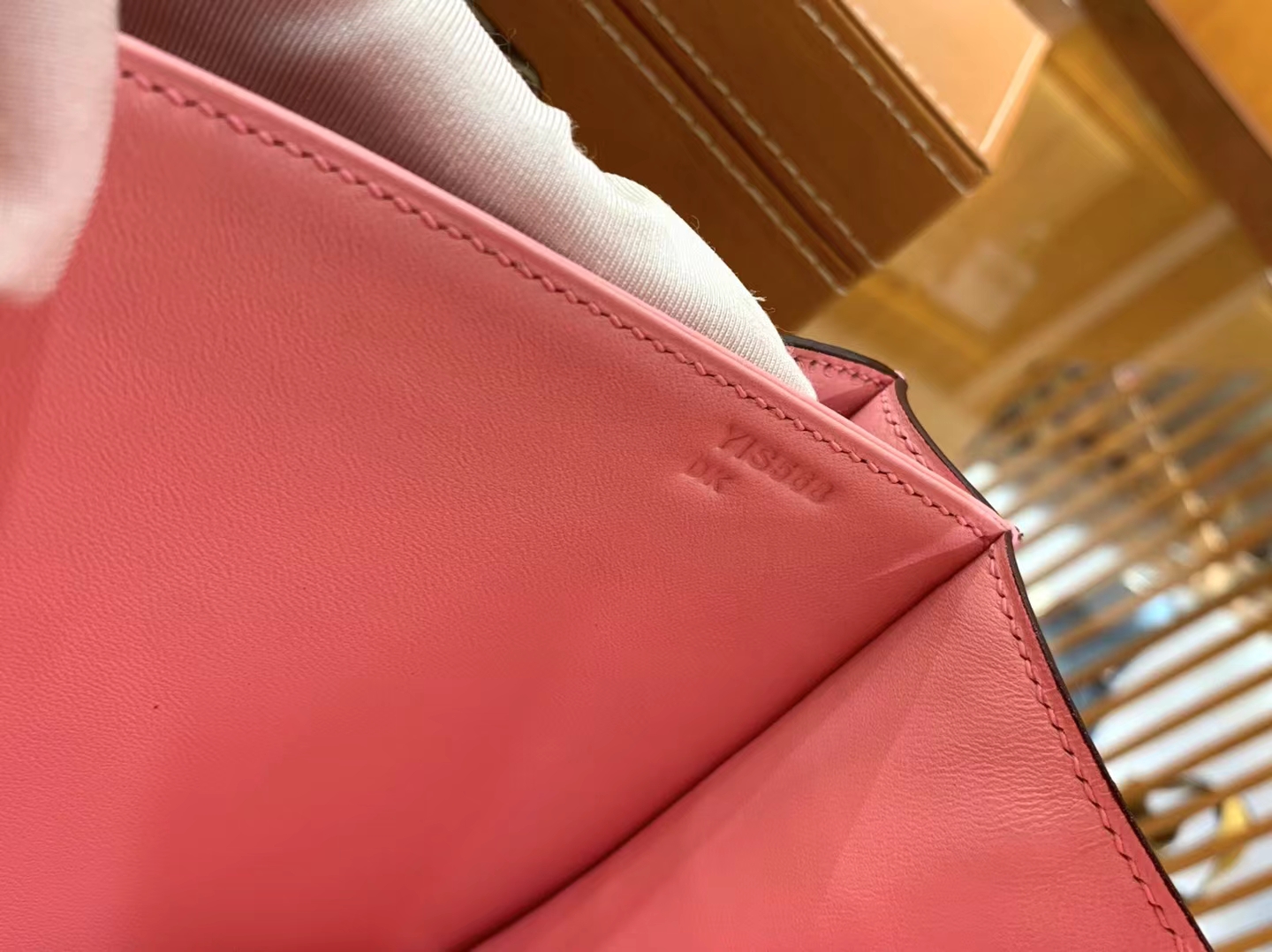 Hermès（爱马仕）Constance 空姐包 樱花粉 一级美洲鳄鱼皮 银扣 19cm 原版蜜蜡线 顶级手缝