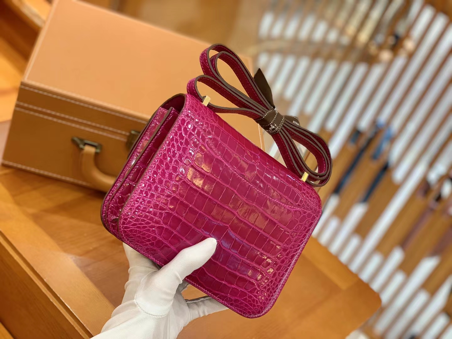 Hermès（爱马仕）Constance 空姐包 天方夜谭紫 一级美洲鳄鱼皮 金扣 19cm 原版蜜蜡线 顶级手缝