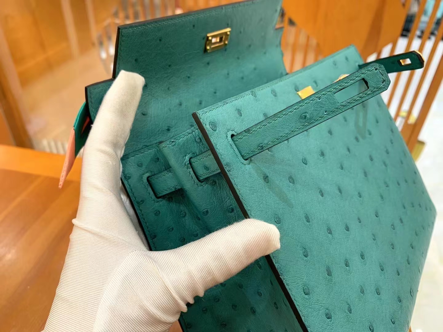Hermès（爱马仕）Kelly 凯莉包 薄荷绿 进口kk级鸵鸟皮 金扣  25cm 法国原版蜜蜡线 定制