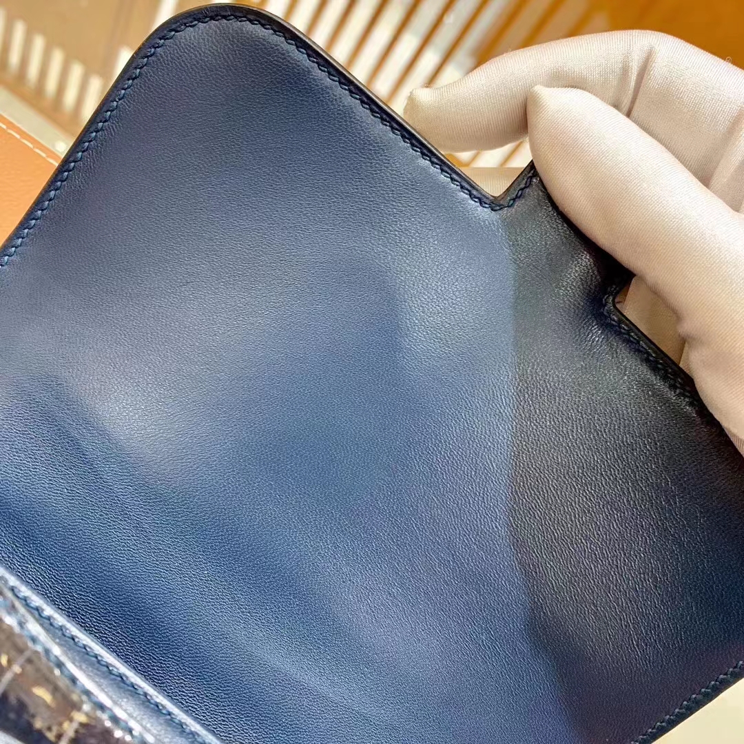 Hermès（爱马仕）Constance 康斯坦斯 深海蓝 进口美洲鳄鱼皮 金扣 19cm 原版蜜蜡线 顶级手缝