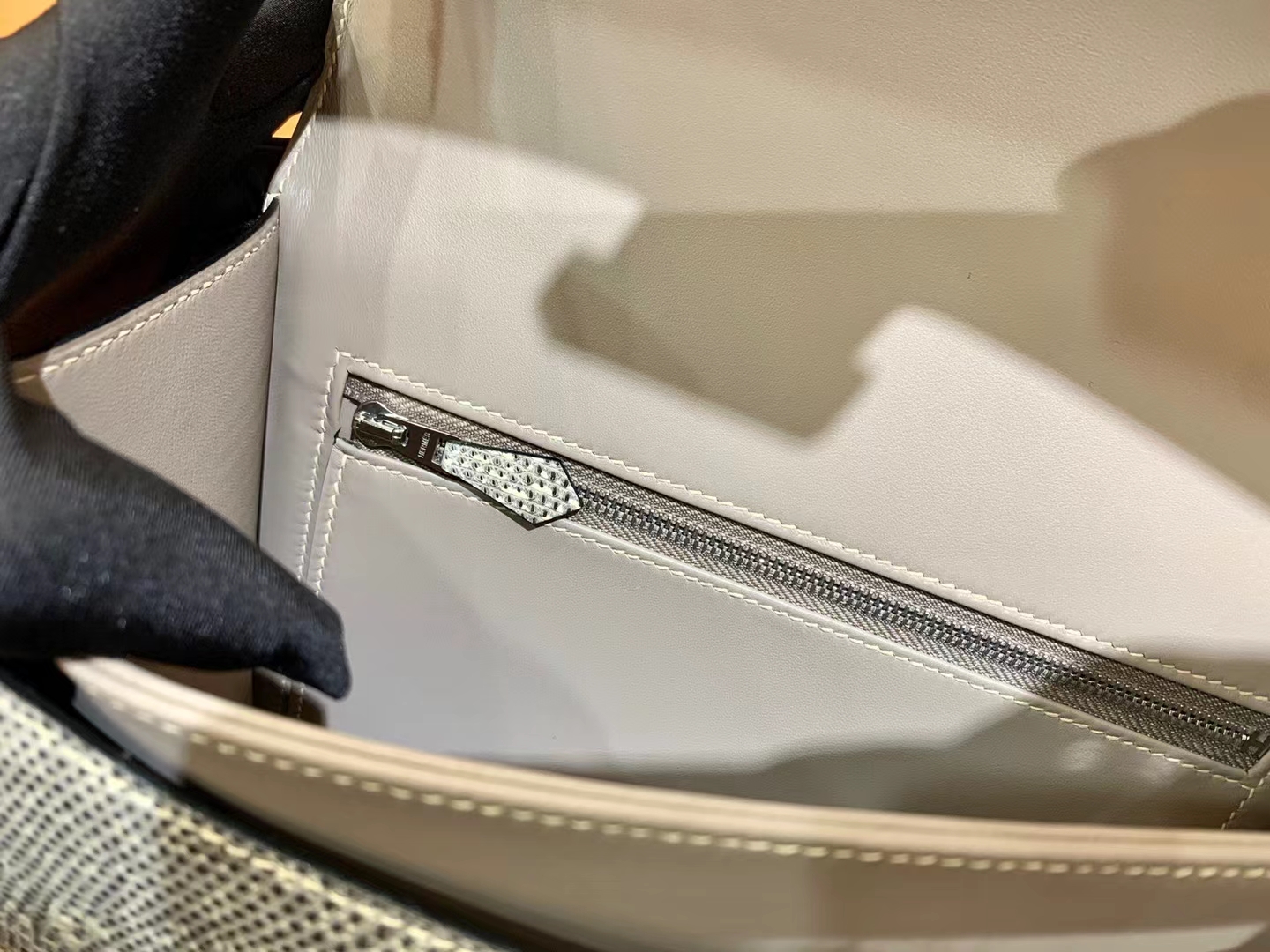 Hermès（爱马仕）Constance 康康 南非野生蜥蜴皮 原色 银扣 24cm 原版蜜蜡线 顶级手缝