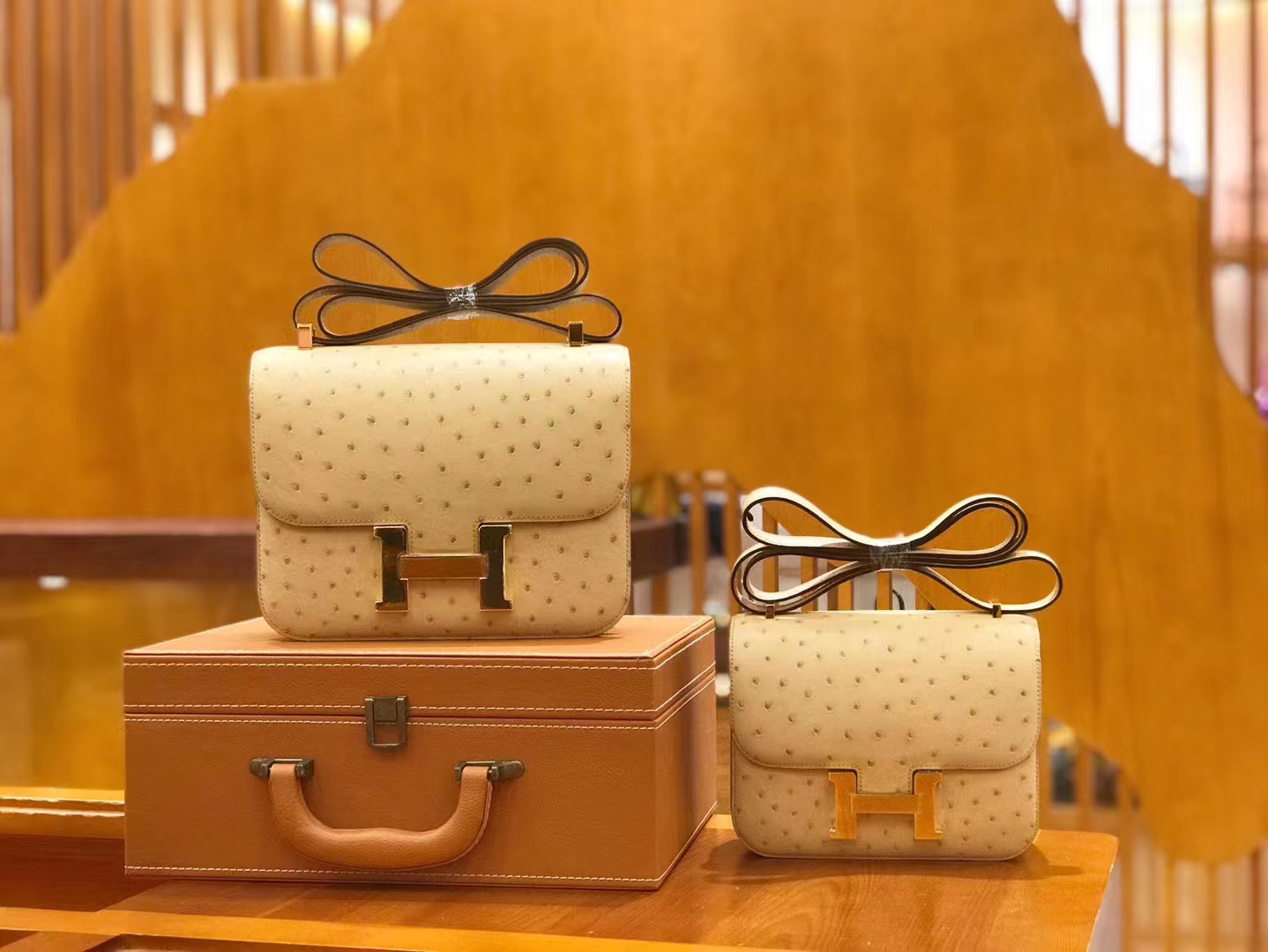 Hermès（爱马仕）Constance 康康 羊毛白 南非KK鸵鸟皮 金扣 24cm 原版蜜蜡线 顶级手缝