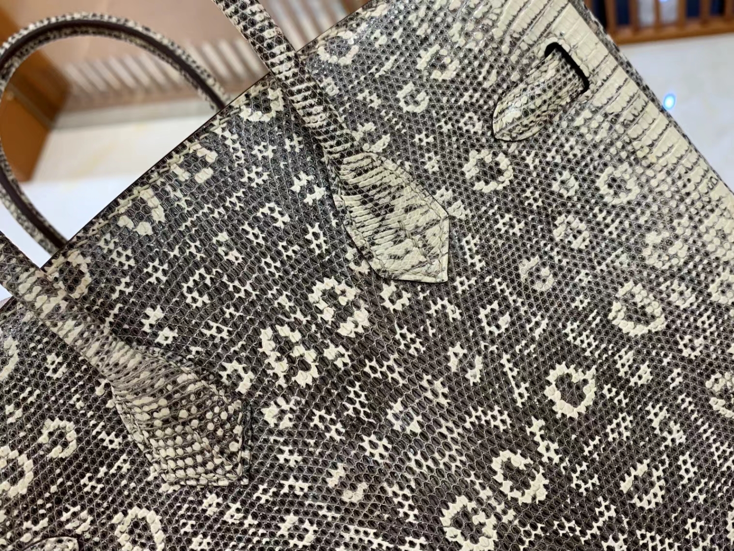 Hermès（爱马仕）Birkin 铂金包 原色 南非野生蜥蜴皮 银扣 25cm 原版蜜蜡线 顶级手缝