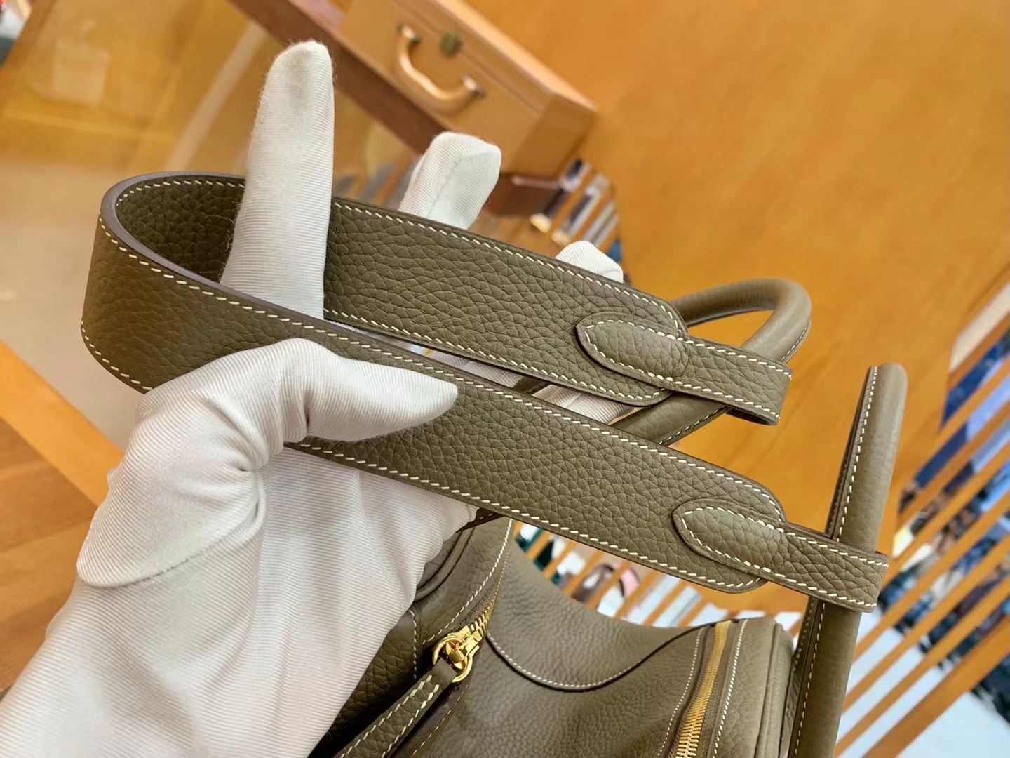Hermès（爱马仕）Lindy 琳迪包 大象灰 进口TC大牛皮 金扣 30cm 原版蜜蜡线 顶级手缝