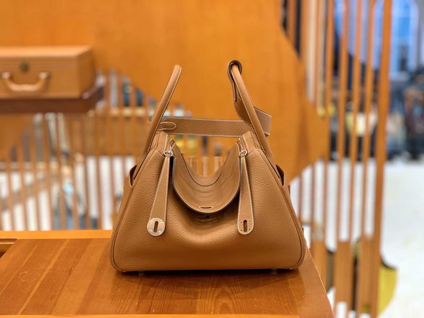 Hermès（爱马仕）Lindy 琳迪包 金棕 进口TC大牛皮 银扣 30cm 原版蜜蜡线 顶级手缝