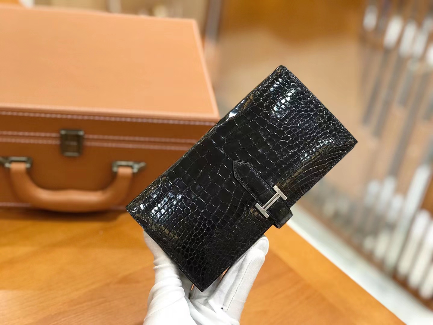 Hermès（爱马仕）Bearn 长夹 经典黑 一级美洲鳄鱼皮 银扣 原版蜜蜡线 顶级手缝