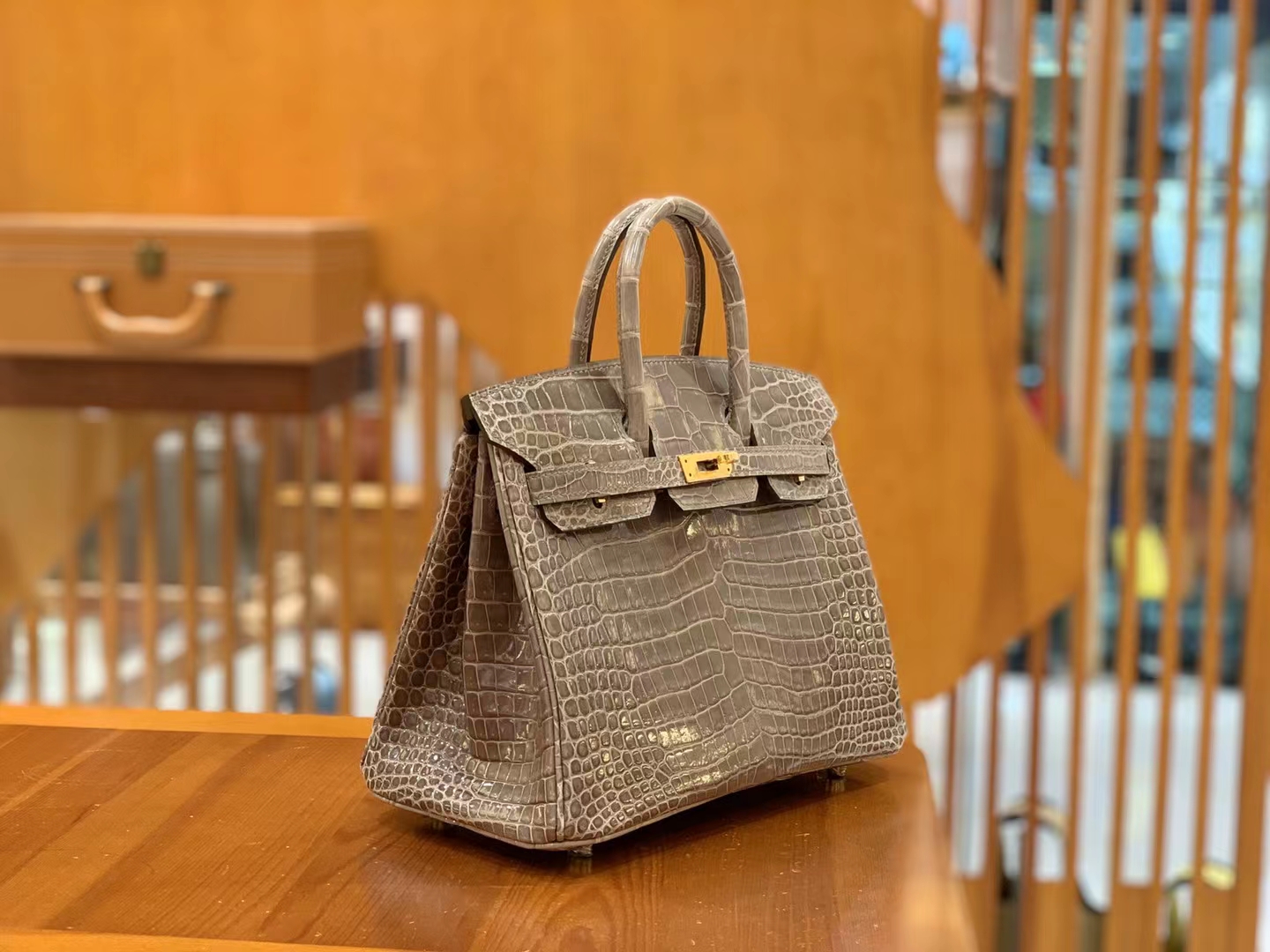 Hermès（爱马仕）Birkin 铂金包 大象灰 进口一级皮 倒V级别 金扣 25cm 原版蜜蜡线 顶级手缝