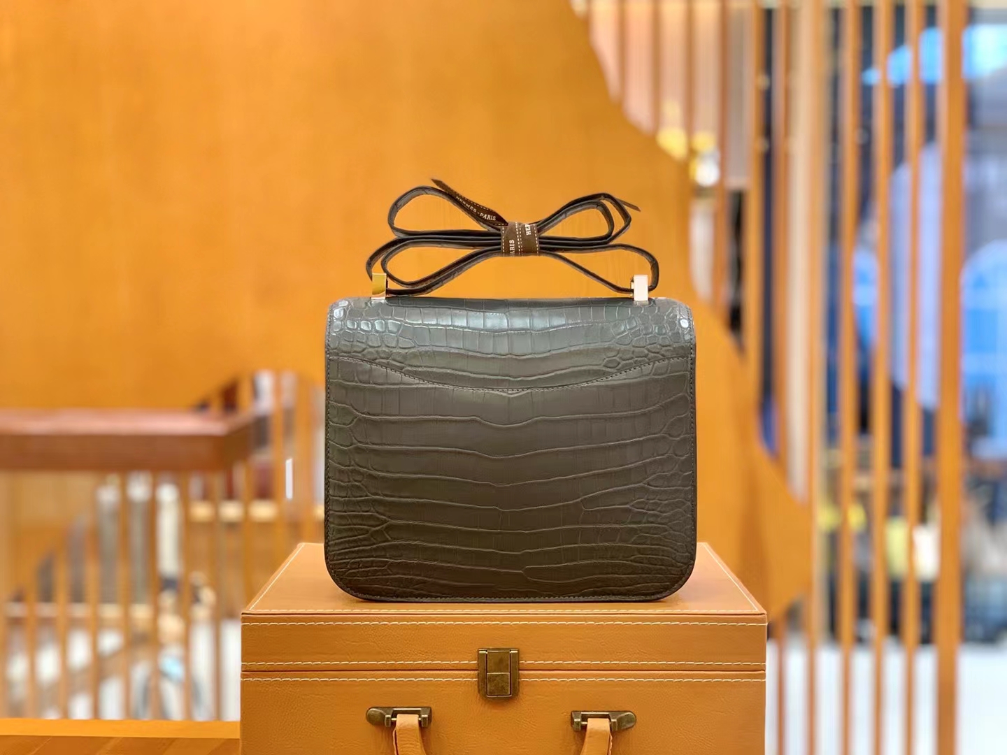 Hermès（爱马仕）Constance 康斯坦斯 进口尼罗鳄鱼皮 锡器灰 银扣 24cm 原版蜜蜡线 顶级手缝