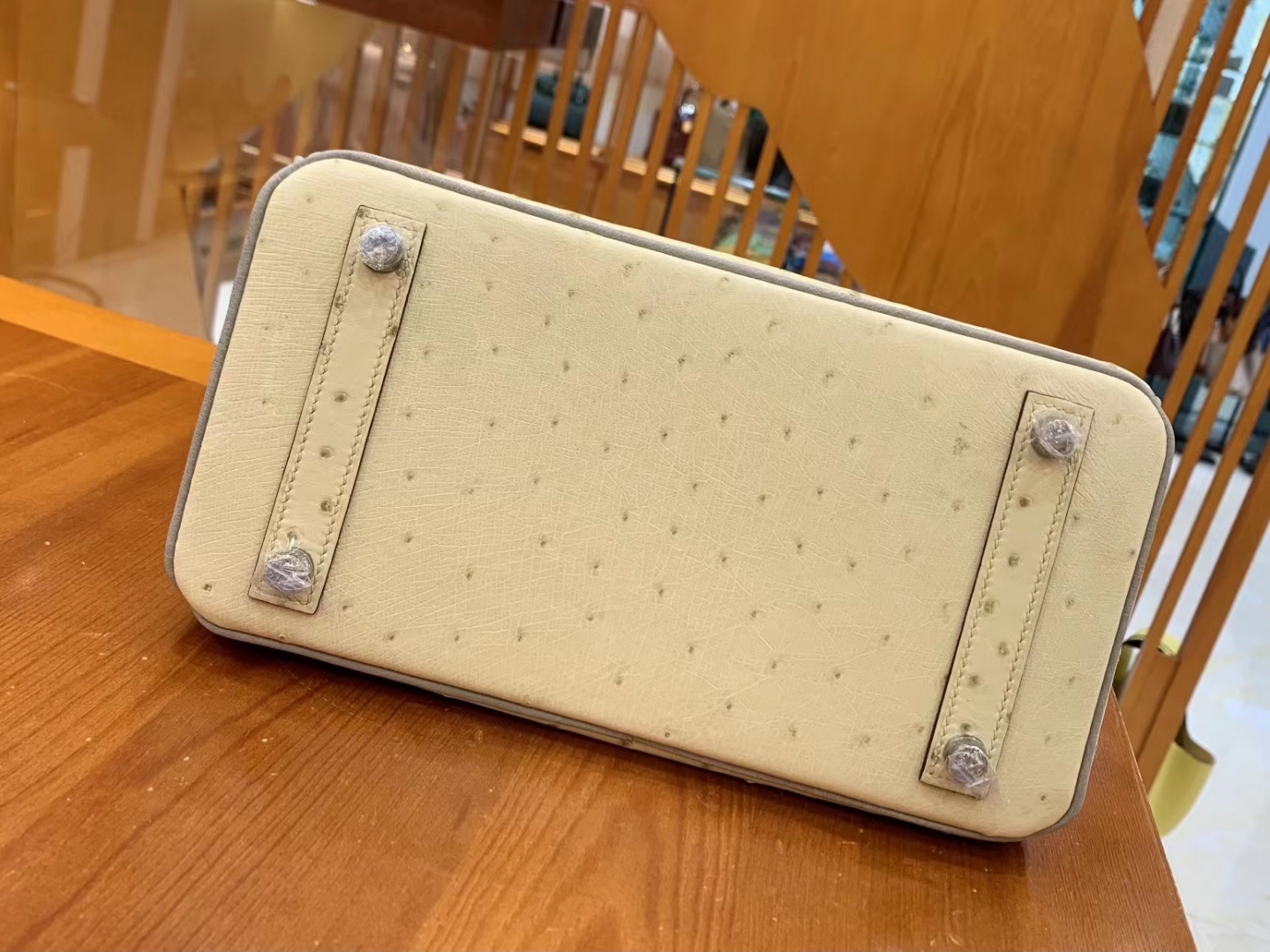 Hermès（爱马仕）Birkin 铂金包 南非KK鸵鸟皮 奶昔白拼冰川蓝 银扣 25cm 原版蜜蜡线 顶级手缝