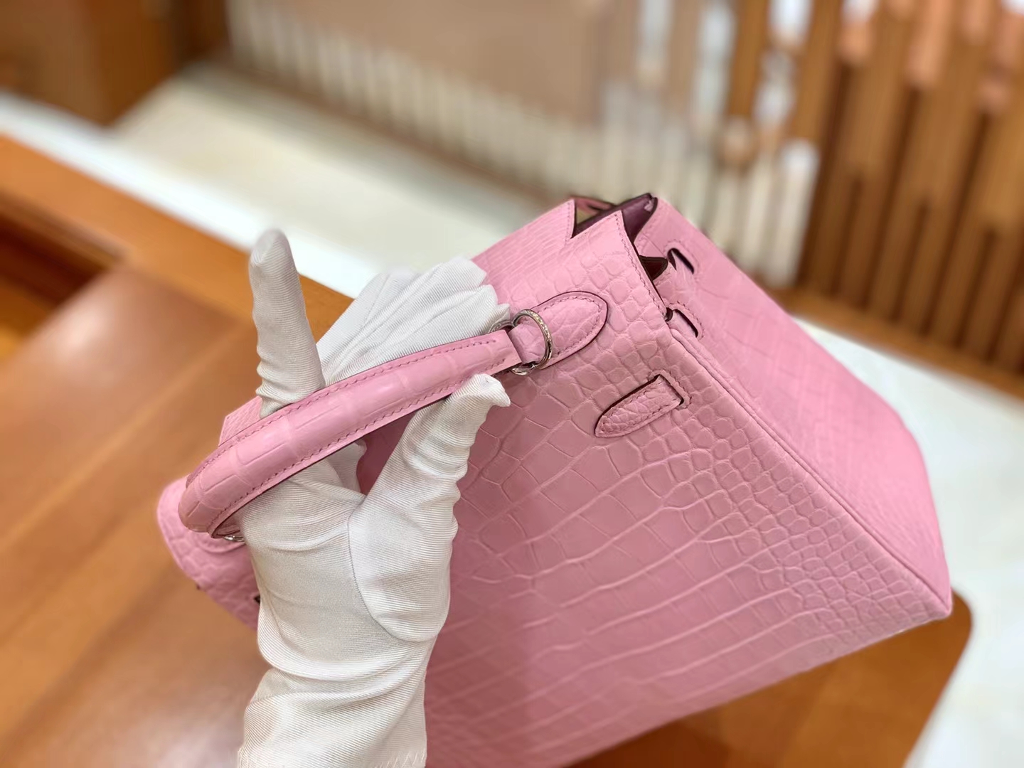 Hermès（爱马仕）Kelly 凯莉包 樱花粉 进口美洲鳄鱼皮 银扣 25cm 原版蜜蜡线 顶级手缝