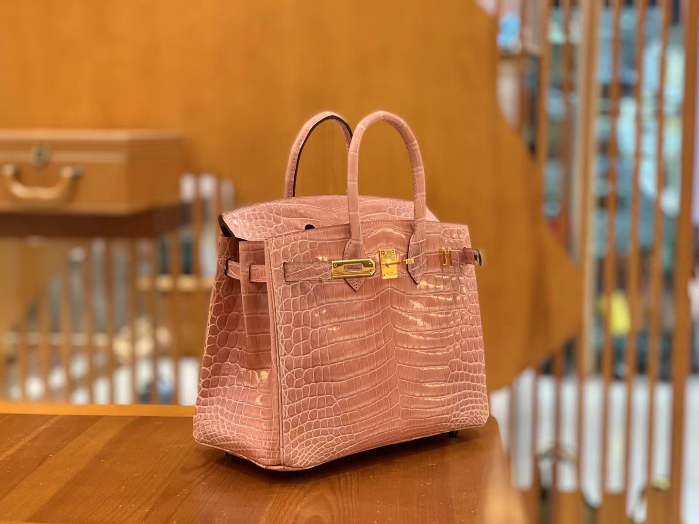 Hermès（爱马仕）Birkin 铂金包 陶瓷粉 进口尼罗鳄鱼皮 金扣 25cm 原版蜜蜡线 顶级手缝
