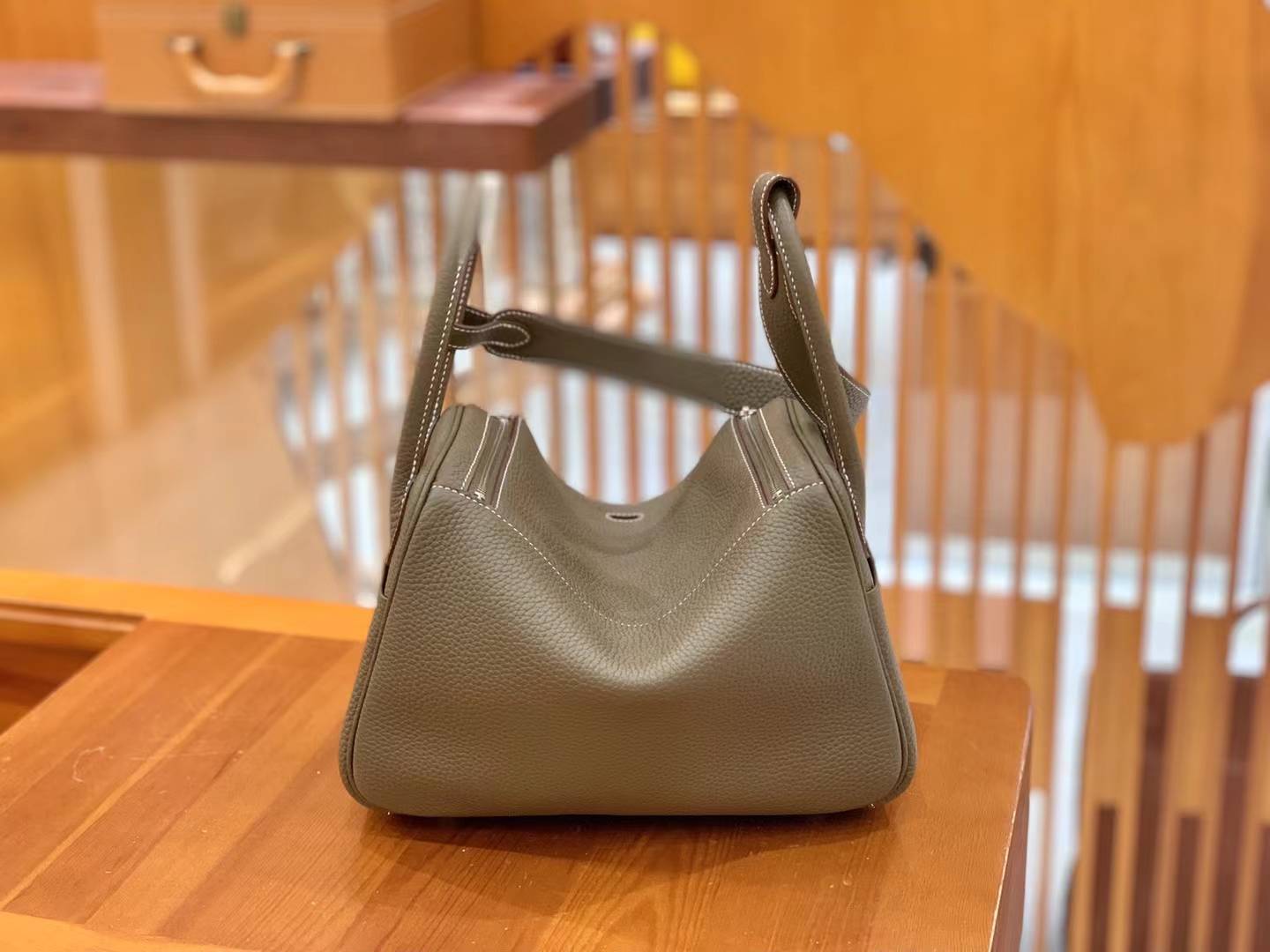 Hermès（爱马仕）Lindy 琳迪包 大象灰 进口TC大牛皮 银扣 26cm 原版蜜蜡线 顶级手缝
