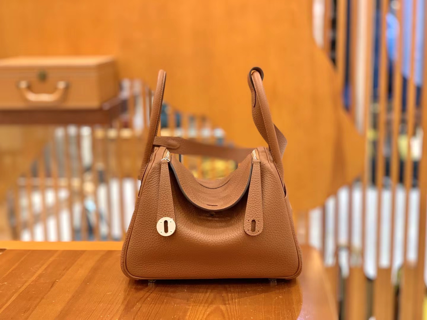 Hermès（爱马仕）Lindy 琳迪包 焦糖色 进口TC大牛皮 银扣 26cm 原版蜜蜡线 顶级手缝