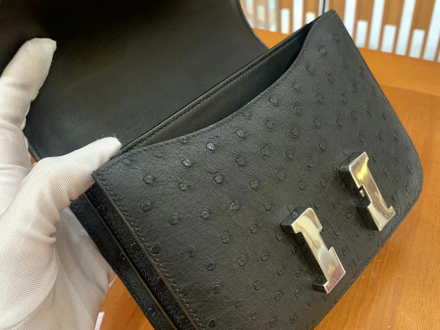 Hermès（爱马仕）Constance 康康 经典黑 南非KK鸵鸟皮 银扣 19cm 原版蜜蜡线 顶级手缝