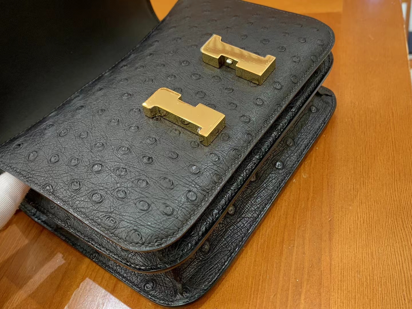 Hermès（爱马仕）Constance 康康 经典黑 南非KK鸵鸟皮 金扣 19cm 原版蜜蜡线 顶级手缝