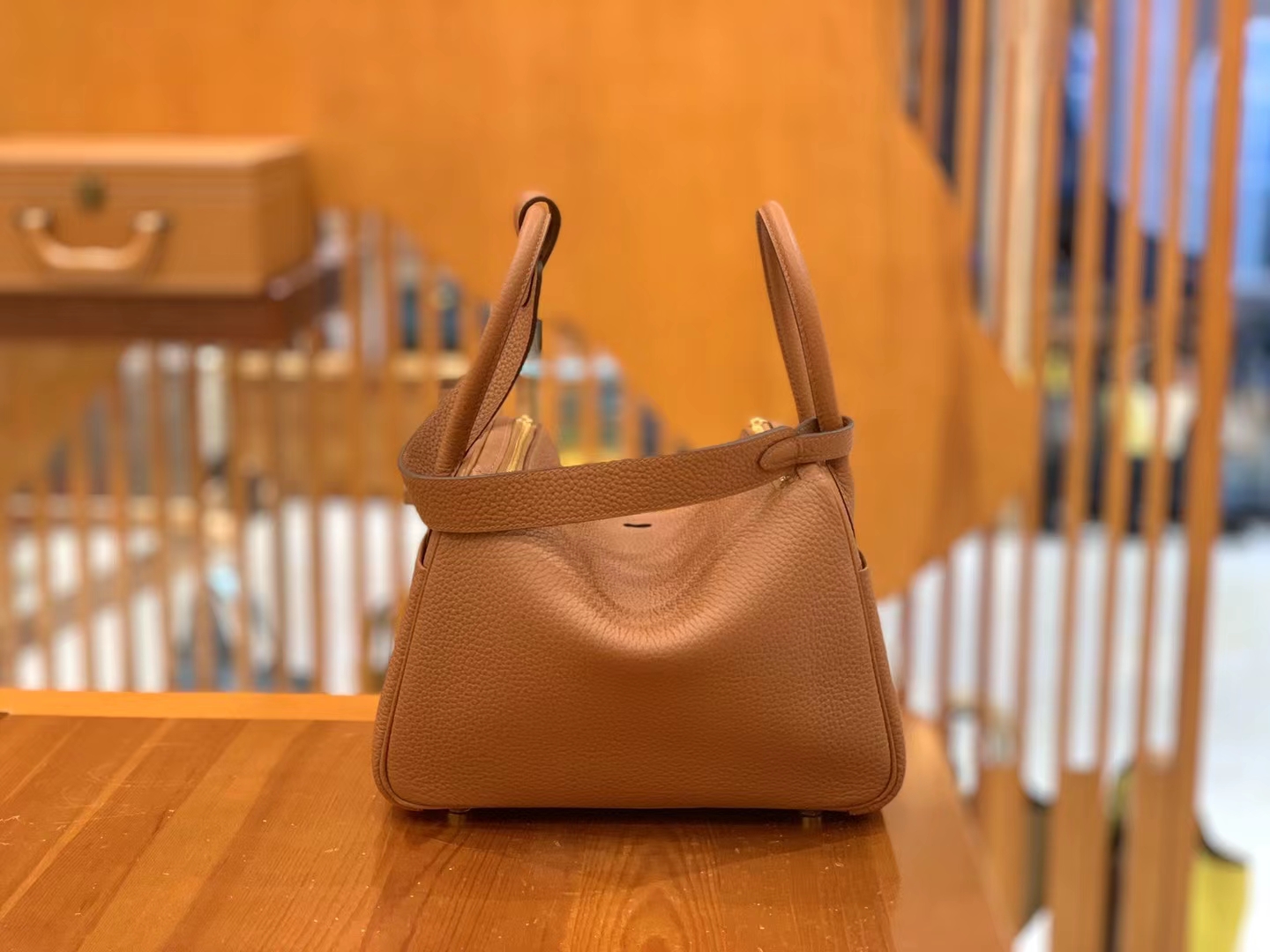 Hermès（爱马仕）Lindy 琳迪包 焦糖色 进口TC大牛皮 金扣 26cm 原版蜜蜡线 顶级手缝
