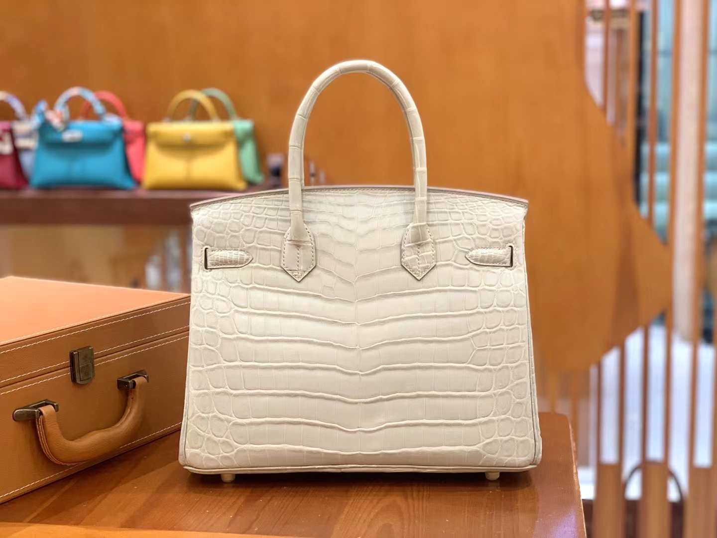 Hermès（爱马仕）Birkin 铂金包 冰川白 进口一级皮 尼罗鳄 金扣 30cm 原版蜜蜡线 顶级手缝