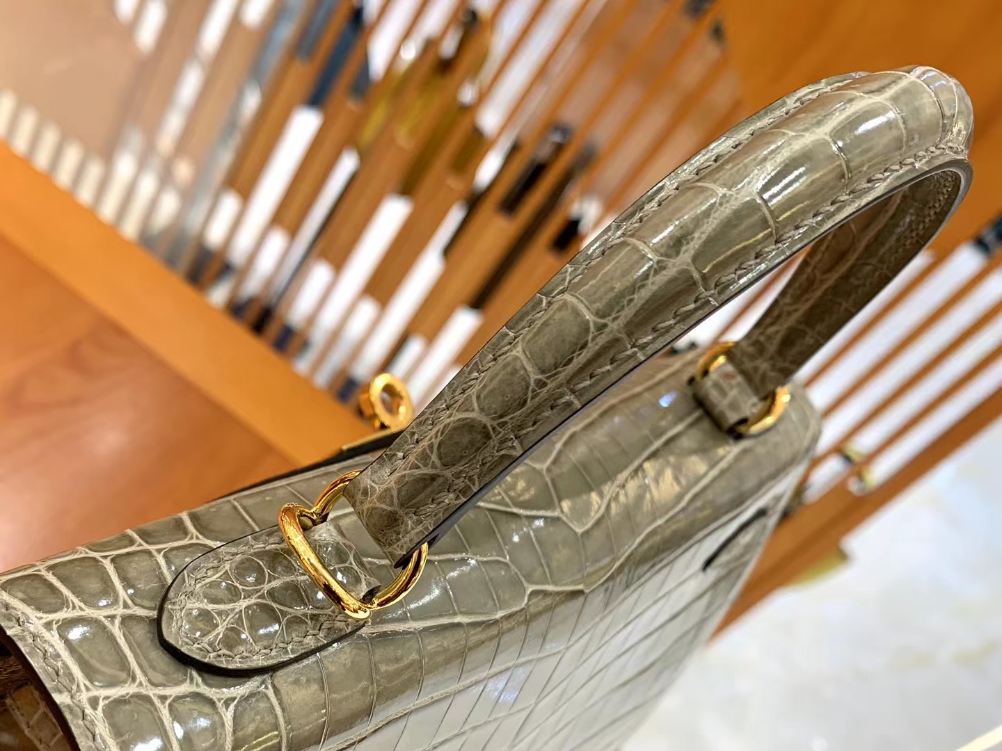 Hermès（爱马仕）Kelly 凯莉包 斑鸠灰 进口尼罗鳄鱼皮 金扣 25cm 原版蜜蜡线 顶级手缝