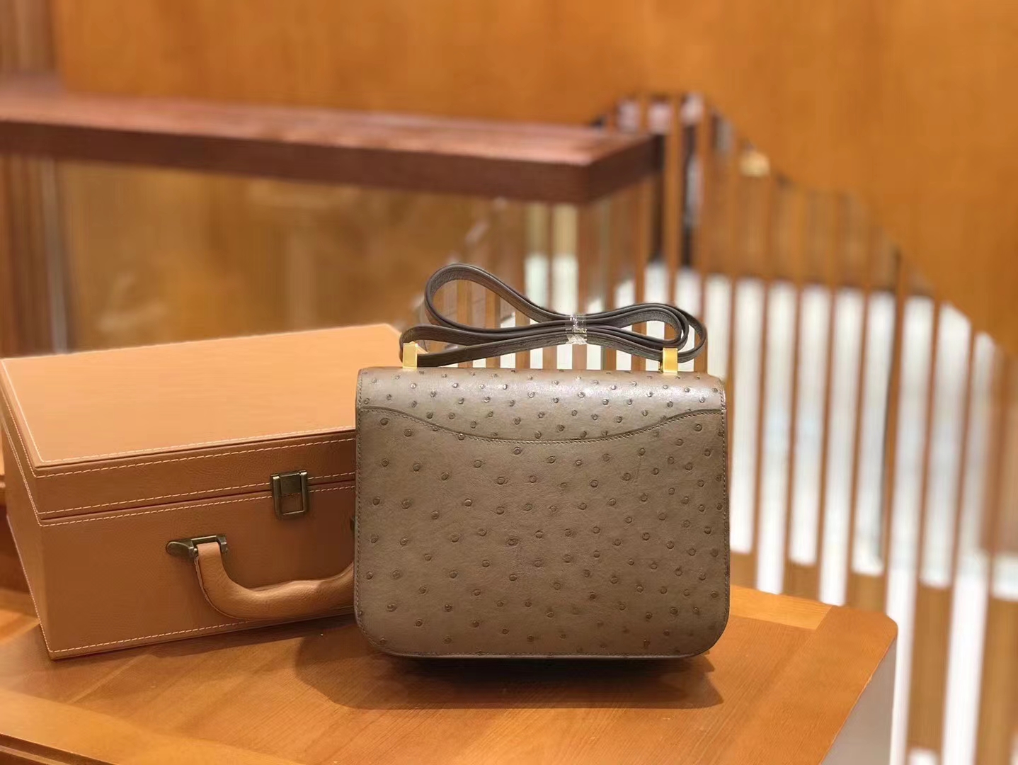 Hermès（爱马仕）Constance 康康 鼹鼠灰 南非KK鸵鸟皮 金扣 24cm 原版蜜蜡线 顶级手缝