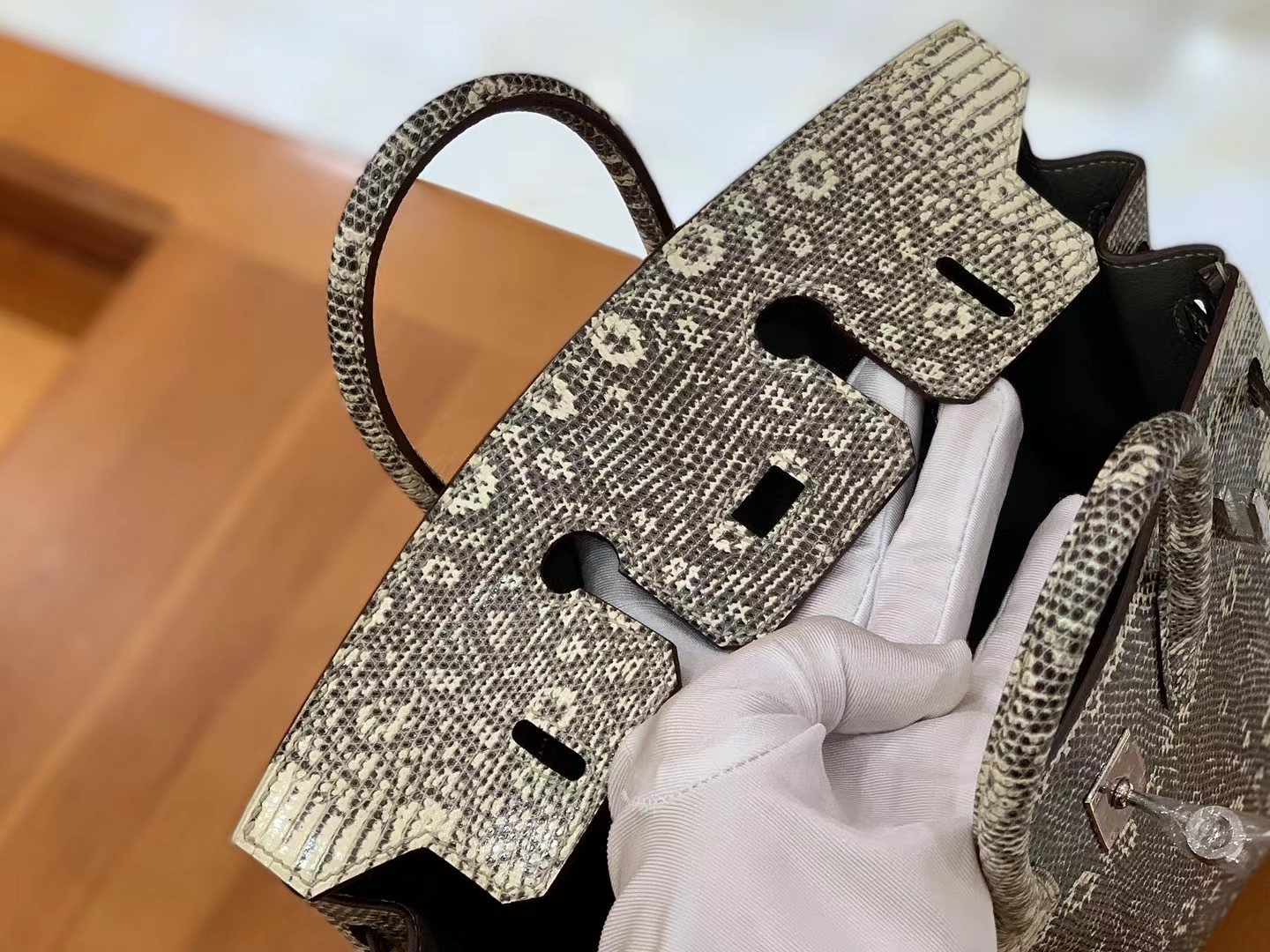 Hermès（爱马仕）Birkin 铂金包 原色 南非野生蜥蜴皮 银扣 25cm 原版蜜蜡线 顶级手缝