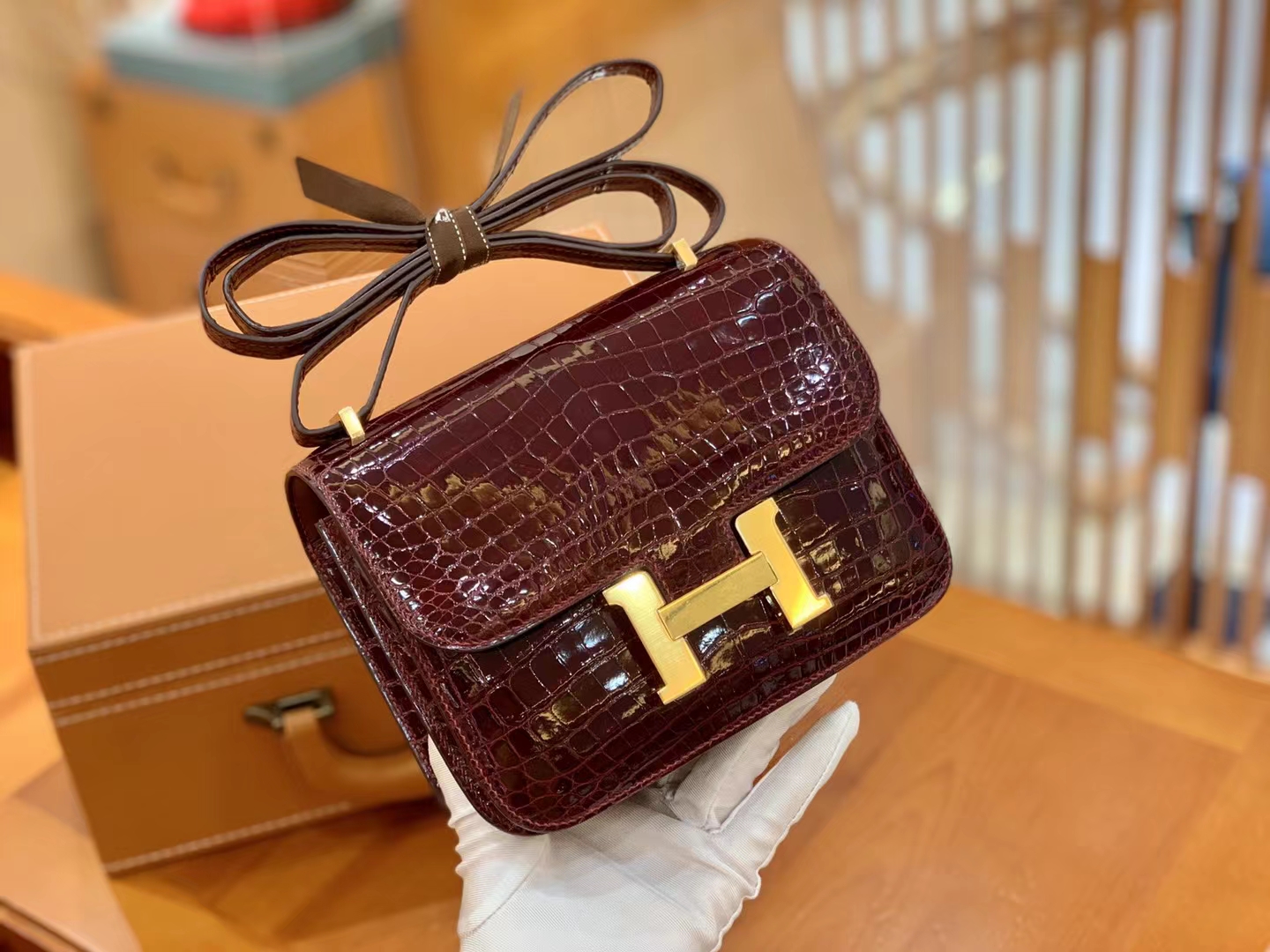 Hermès（爱马仕）Constance 康斯坦斯 酒红 进口尼罗鳄鱼皮 金扣 19cm 原版蜜蜡线 顶级手缝