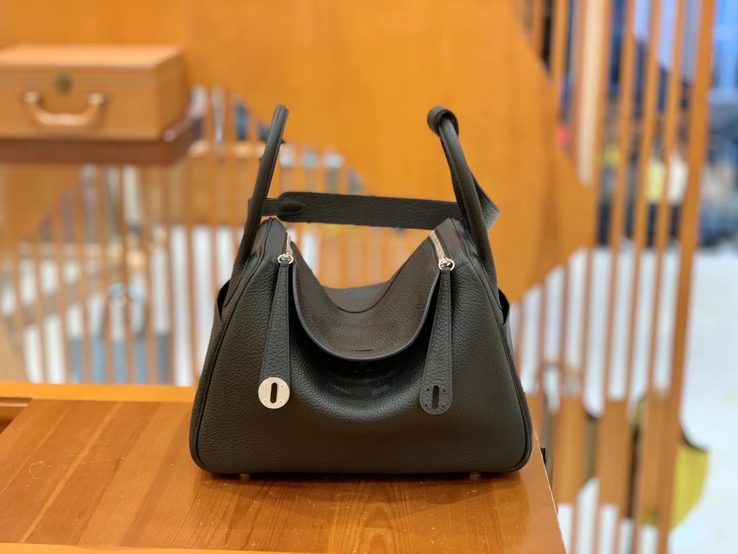Hermès（爱马仕）Lindy 琳迪包 经典黑 进口TC大牛皮 银扣 30cm 原版蜜蜡线 顶级手缝