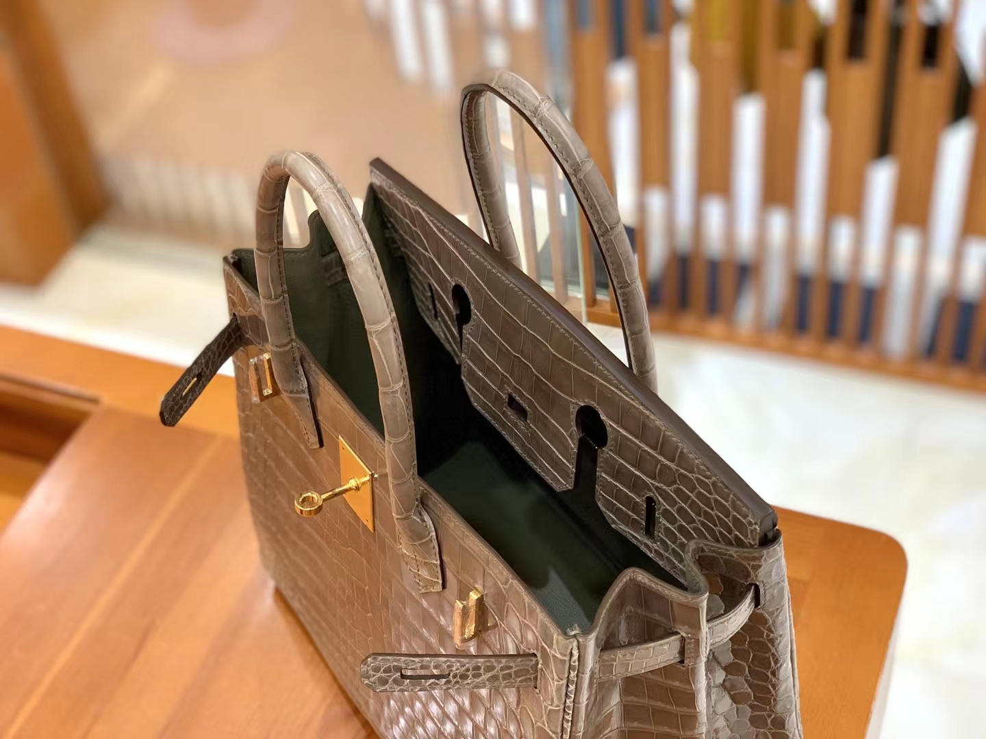 Hermès（爱马仕）Birkin 铂金包 大象灰 进口一级皮 尼罗鳄 金扣 30cm 原版蜜蜡线 顶级手缝