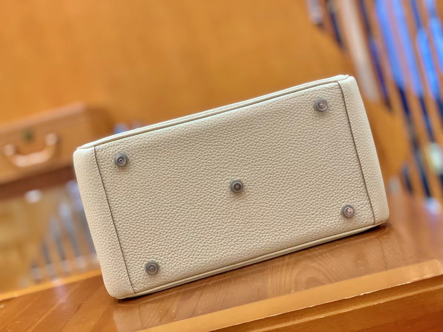 Hermès（爱马仕）Lindy 琳迪包 奶昔白 进口TC大牛皮 银扣 30cm 原版蜜蜡线 顶级手缝
