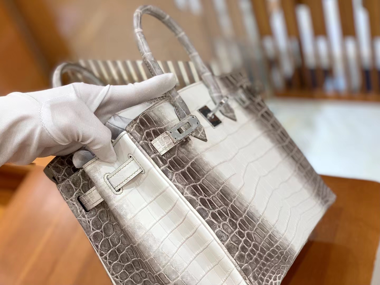 Hermès（爱马仕）Birkin 铂金包 喜马拉雅 进口尼罗鳄鱼皮 包中皇后 银扣 25cm 原版蜜蜡线 顶级手缝