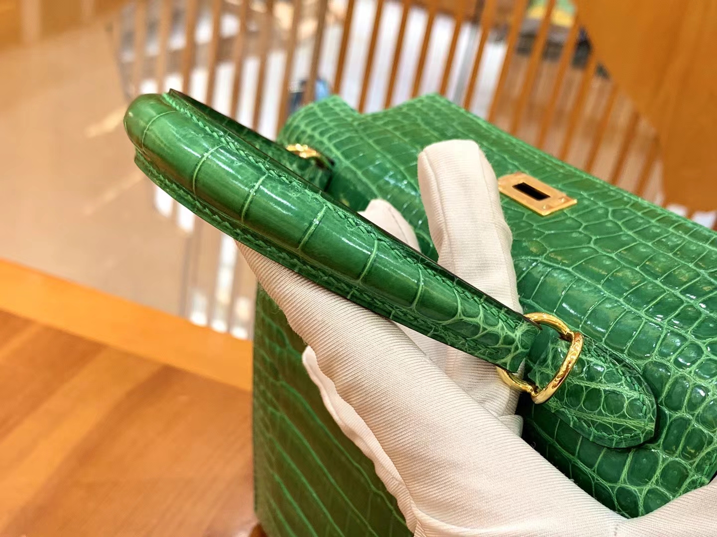 Hermès（爱马仕）Kelly 凯莉包 仙人掌绿 进口一级皮 倒V级别 金扣 25cm 原版蜜蜡线 顶级手缝