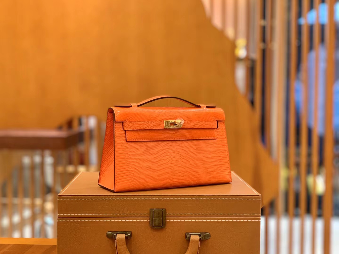 Hermès（爱马仕）Mini Kelly 迷你凯莉 经典橙 野生蜥蜴皮 金扣 一代 原版蜜蜡线 顶级手缝