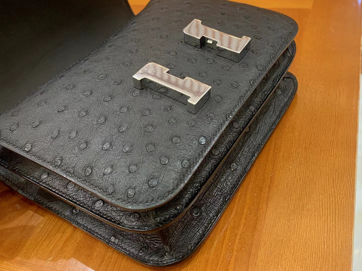 Hermès（爱马仕）Constance 康康 经典黑 南非KK鸵鸟皮 银扣 19cm 原版蜜蜡线 顶级手缝