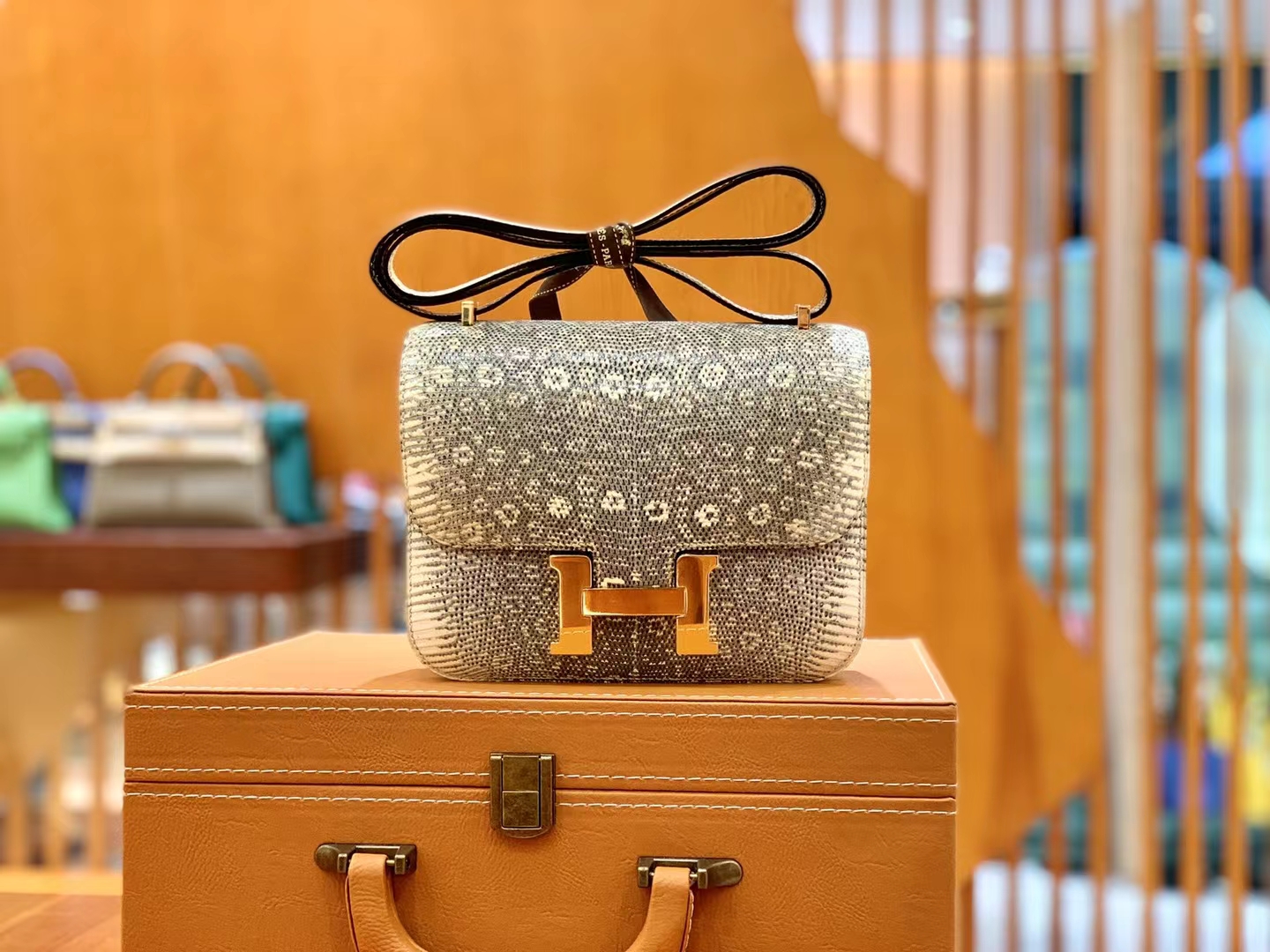Hermès（爱马仕）Constance 康康 南非野生蜥蜴皮 原色 金扣 19cm 原版蜜蜡线 顶级手缝
