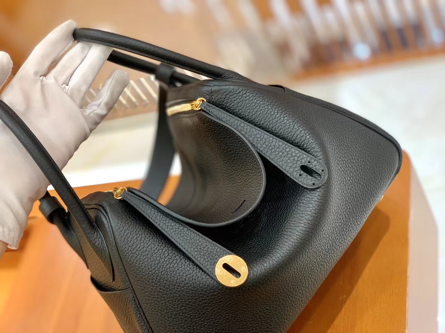 Hermès（爱马仕）Lindy 琳迪包 经典黑 进口TC大牛皮 金扣 30cm 原版蜜蜡线 顶级手缝