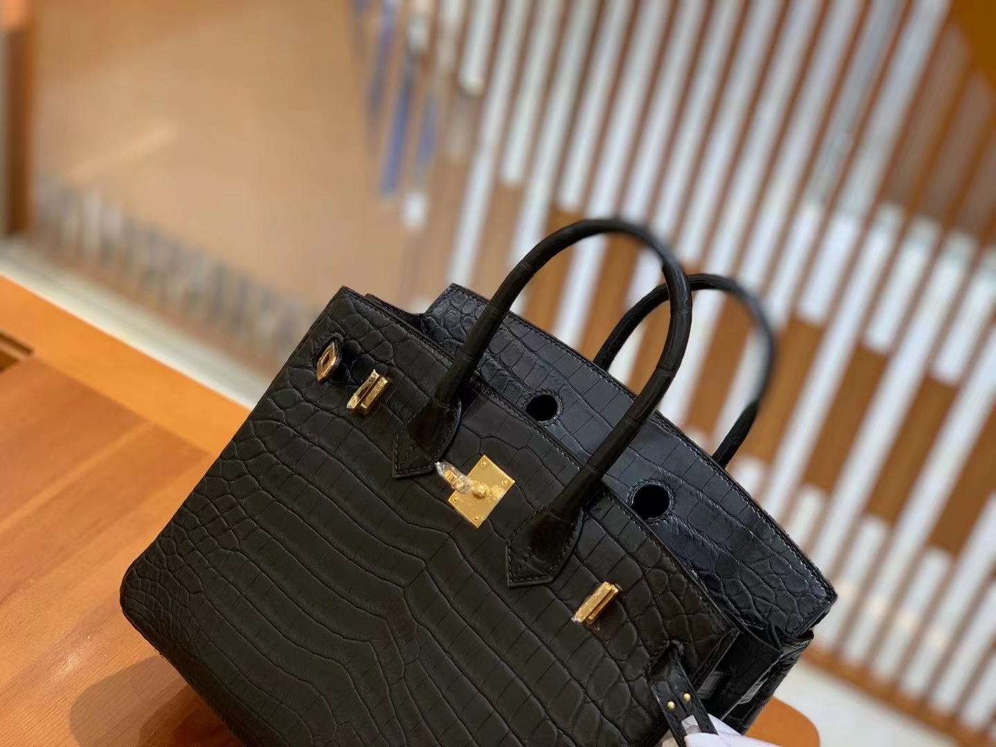 Hermès（爱马仕）Birkin 铂金包 经典黑 进口尼罗鳄鱼皮 金扣 25cm 原版蜜蜡线 顶级手缝