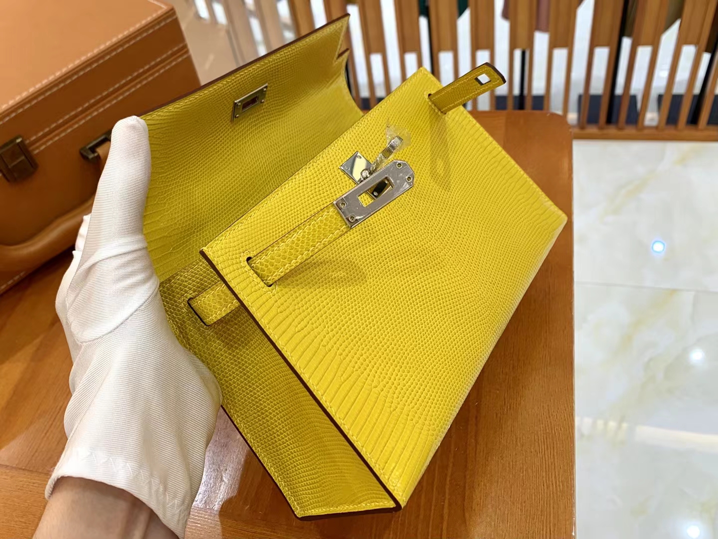 Hermès（爱马仕）Mini Kelly 迷你凯莉 那不勒斯黄 野生蜥蜴皮 银扣 一代 原版蜜蜡线 顶级手缝