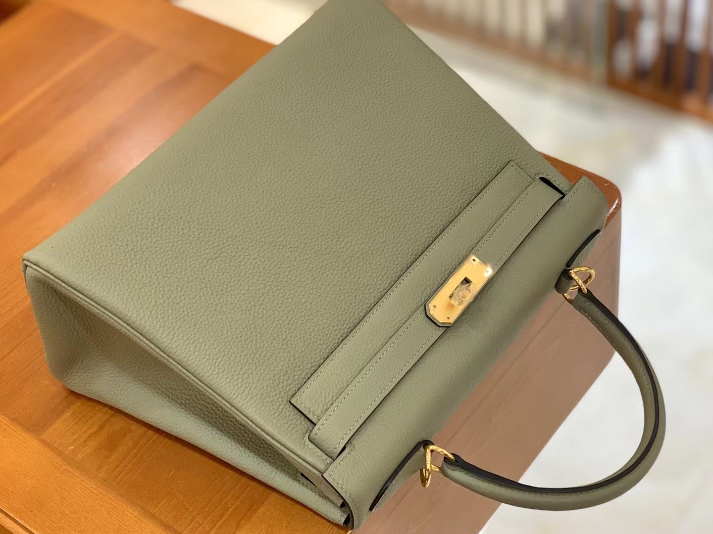 Hermès（爱马仕）Kelly 凯莉包 鼠草绿 Togo小牛皮 金扣 28cm 原版蜜蜡线 顶级手缝