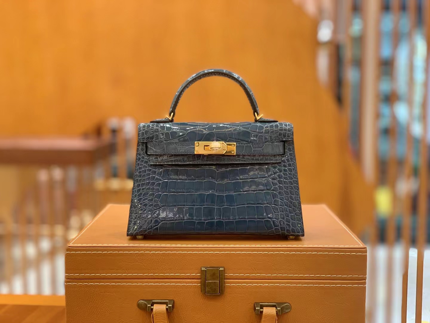 Hermès（爱马仕）Mini kelly 迷你凯莉 鸭仔蓝 进口美洲鳄鱼皮 金扣 二代 原版蜜蜡线 顶级手缝