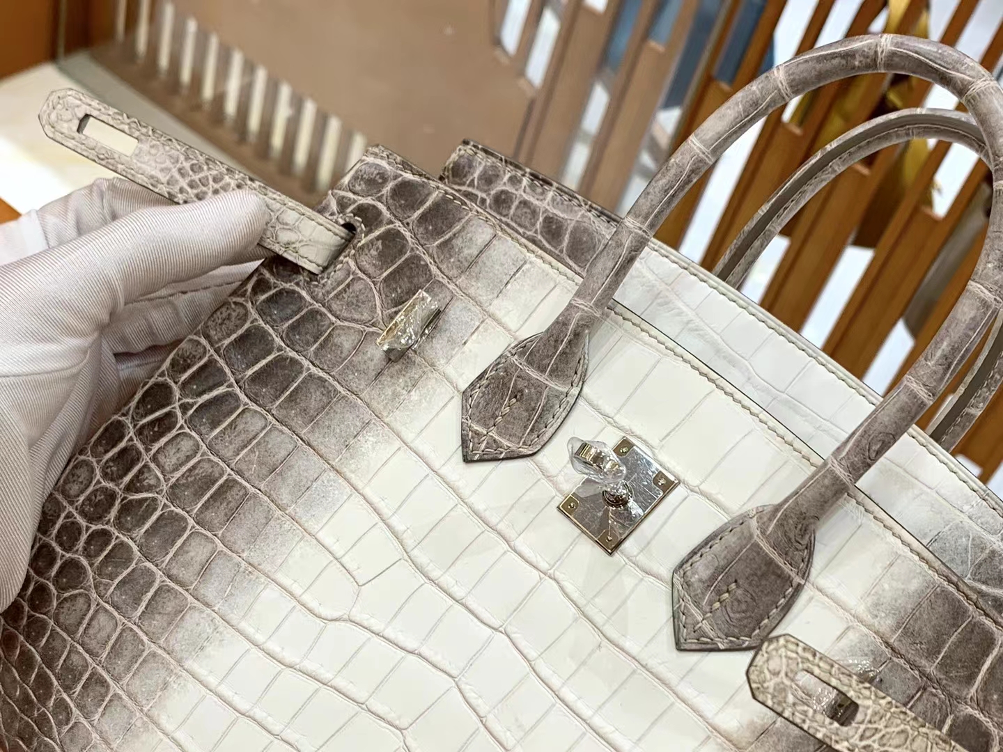 Hermès（爱马仕）Birkin 铂金包 喜马拉雅 进口尼罗鳄鱼皮 包中皇后 银扣 25cm 原版蜜蜡线 顶级手缝