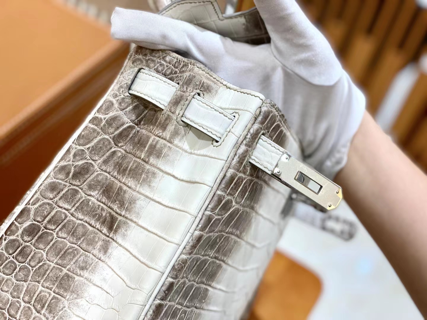 Hermès（爱马仕）Kelly 凯莉包 喜马拉雅 进口尼罗鳄鱼皮 包中皇后 银扣 28cm 原版蜜蜡线 顶级手缝