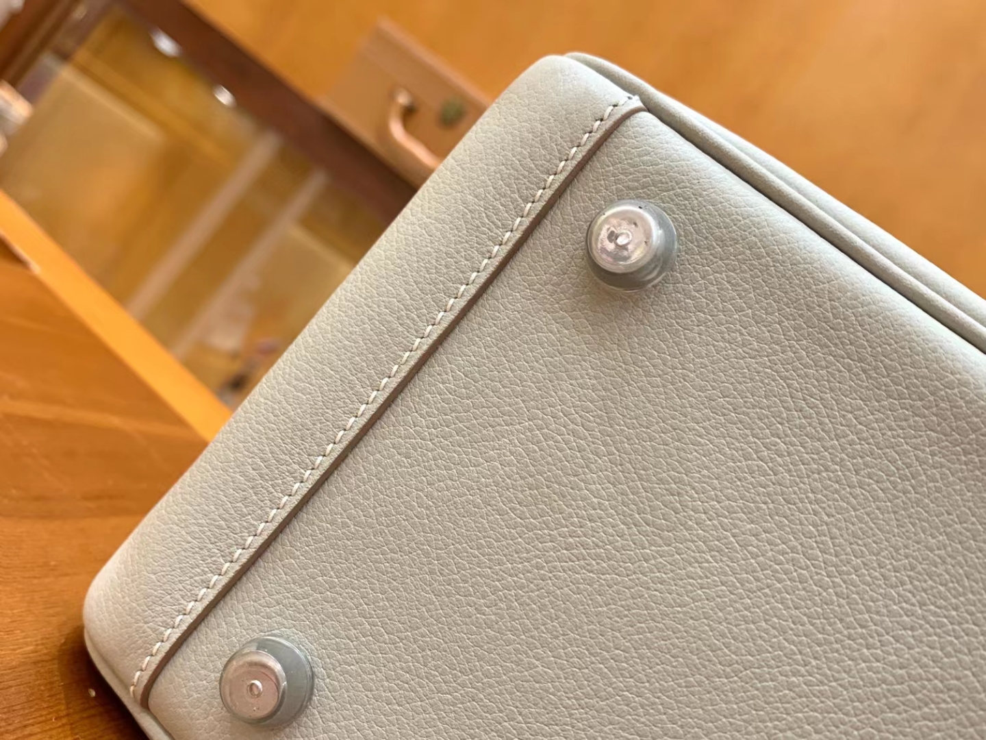 Hermès（爱马仕）Lindy 琳迪包 珍珠灰 进口Evercolor 牛皮 银扣 26cm 原版蜜蜡线 顶级手缝