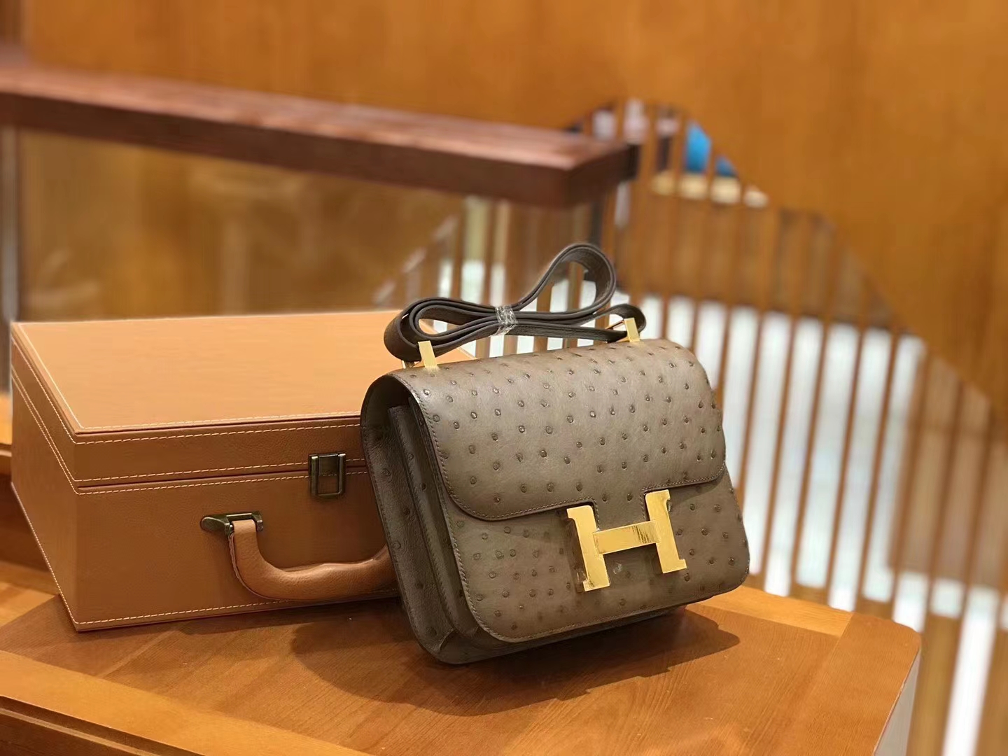 Hermès（爱马仕）Constance 康康 鼹鼠灰 南非KK鸵鸟皮 金扣 24cm 原版蜜蜡线 顶级手缝