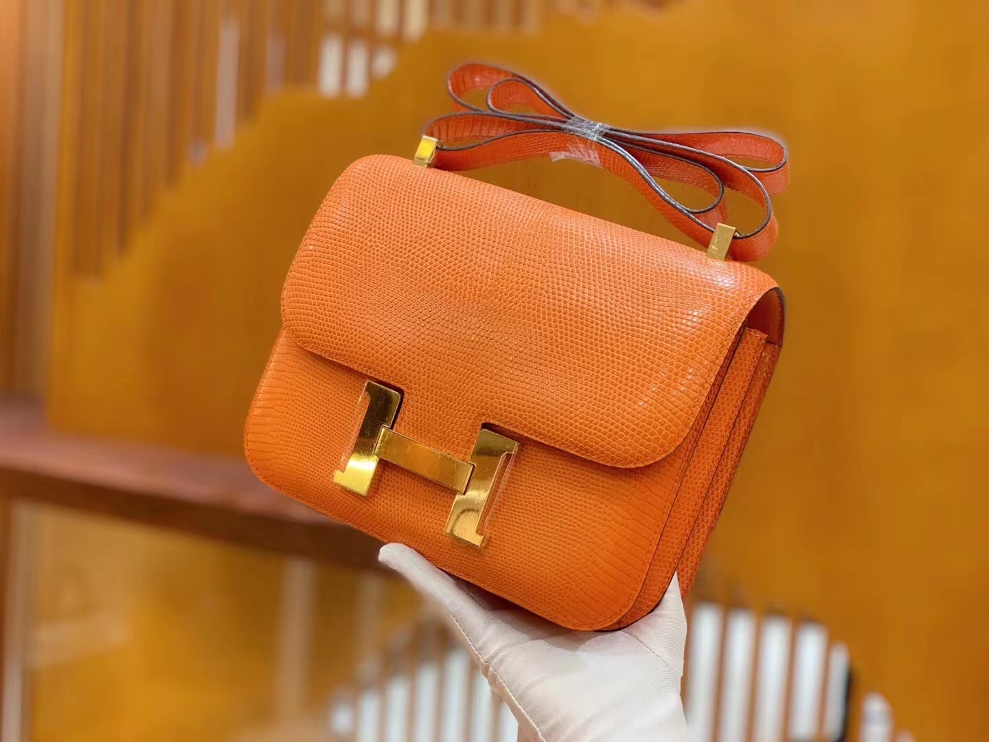 Hermès（爱马仕）Constance 康康 南非野生蜥蜴皮 橙红色 金扣 24cm 原版蜜蜡线 顶级手缝