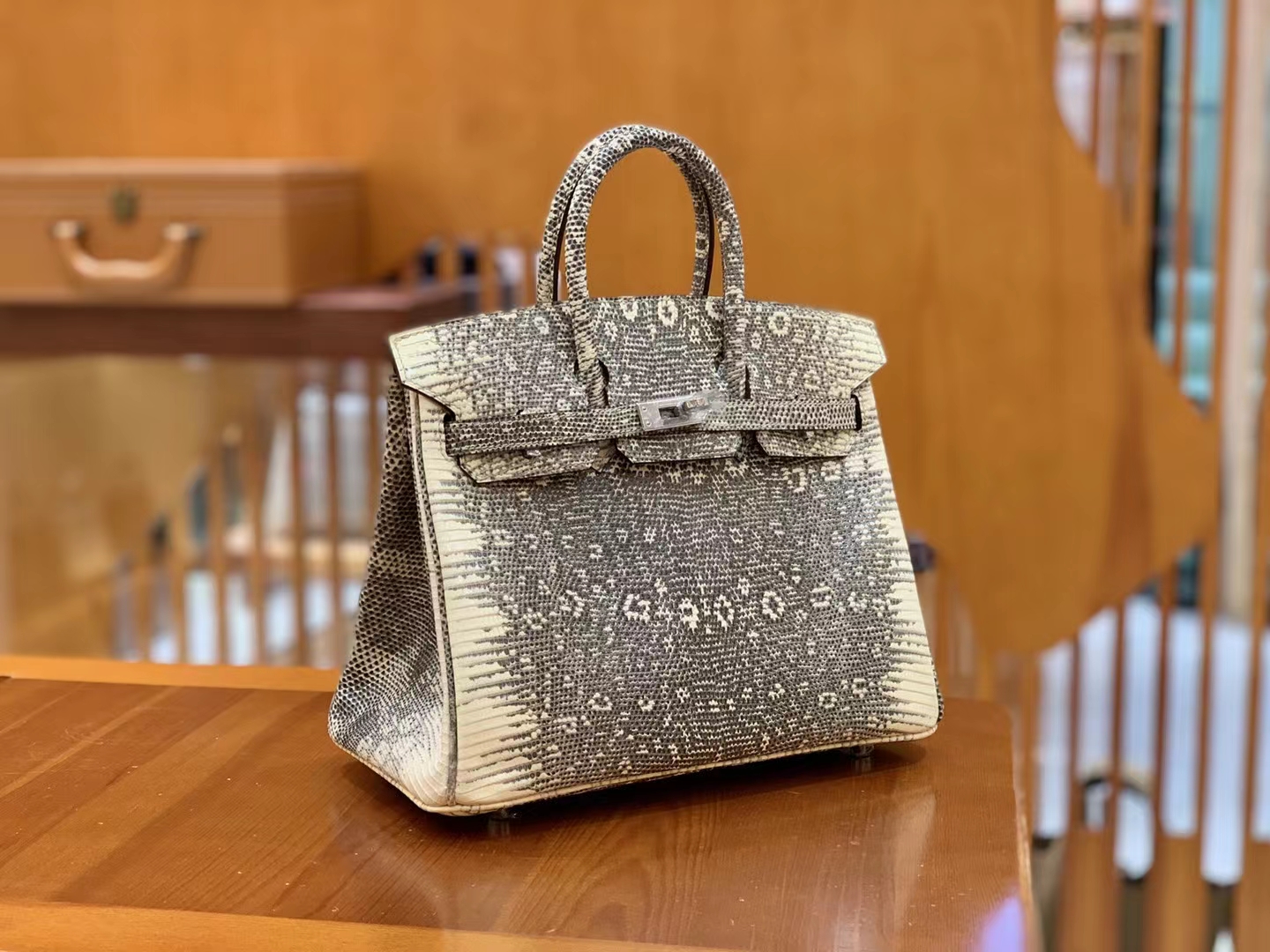 Hermès（爱马仕）Birkin 铂金包 原色 南非野生蜥蜴皮 银扣 25cm 原版蜜蜡线 顶级手缝