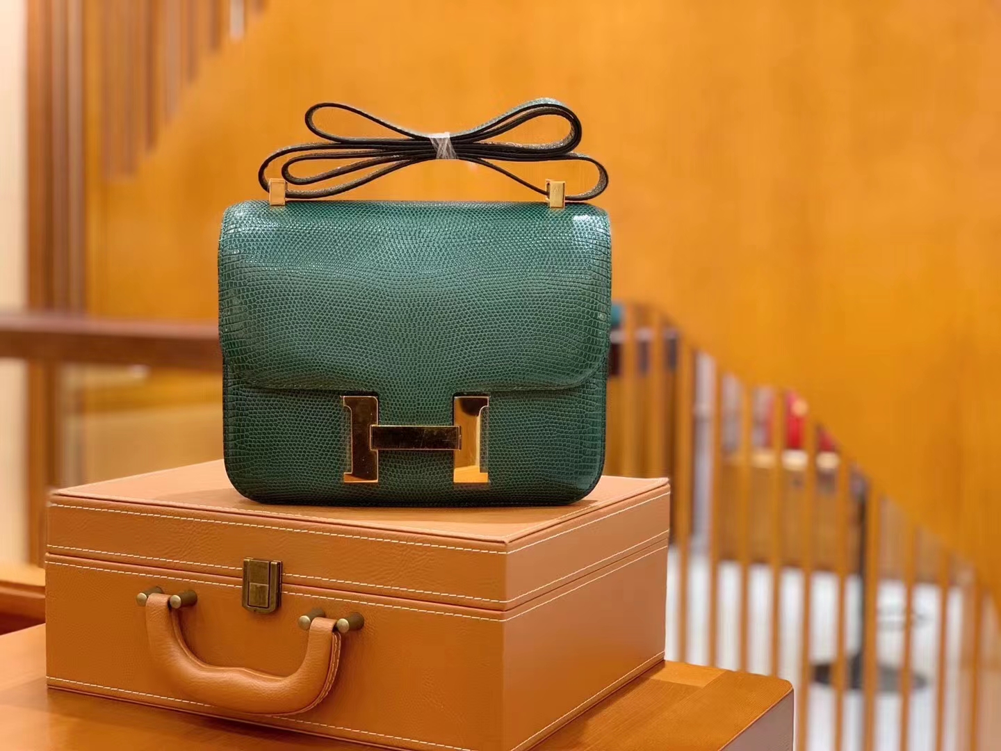 Hermès（爱马仕）Constance 康康 南非野生蜥蜴皮 孔雀绿 金扣 24cm 原版蜜蜡线 顶级手缝