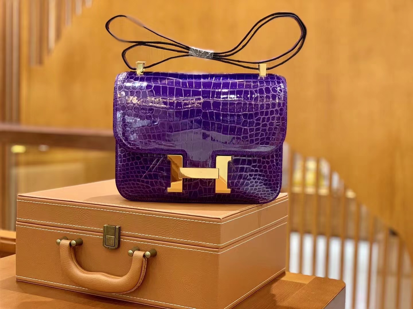 Hermès（爱马仕）Constance 康斯坦斯 梦幻紫 进口湾鳄鳄鱼皮 金扣 24cm 原版蜜蜡线 顶级手缝