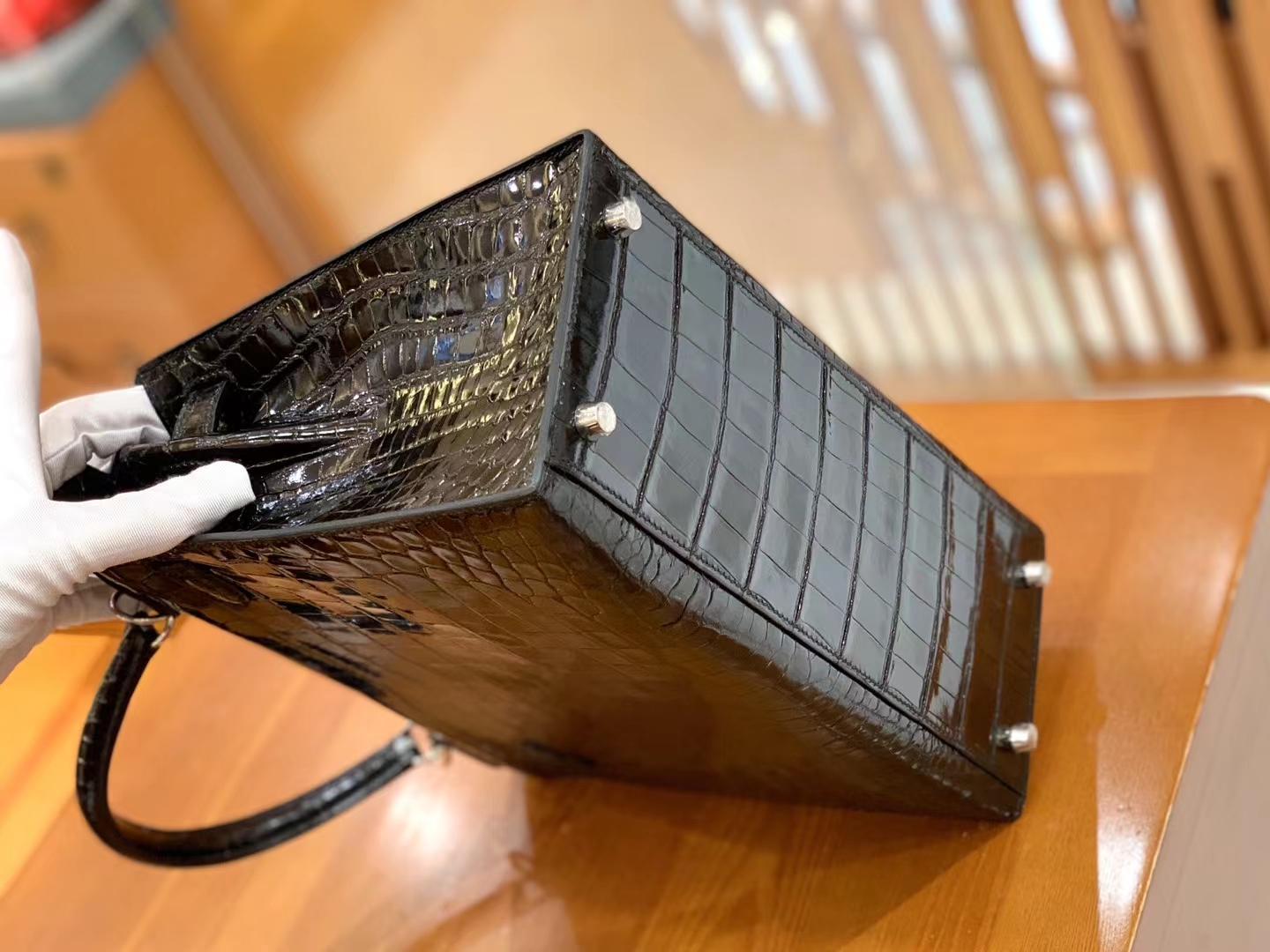 Hermès（爱马仕）Kelly 凯莉包 经典黑 进口尼罗鳄鱼皮 银扣 28cm 原版蜜蜡线 顶级手缝