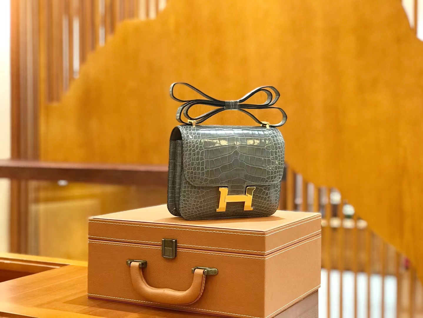Hermès（爱马仕）Constance 康斯坦斯 斑鸠灰 进口美洲鳄鱼皮 金扣 19cm 原版蜜蜡线 顶级手缝