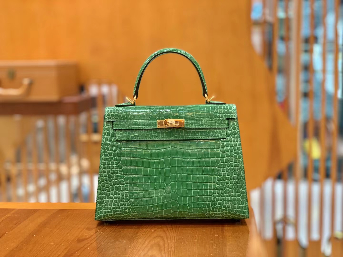 Hermès（爱马仕）Kelly 凯莉包 仙人掌绿 进口一级皮 倒V级别 金扣 25cm 原版蜜蜡线 顶级手缝